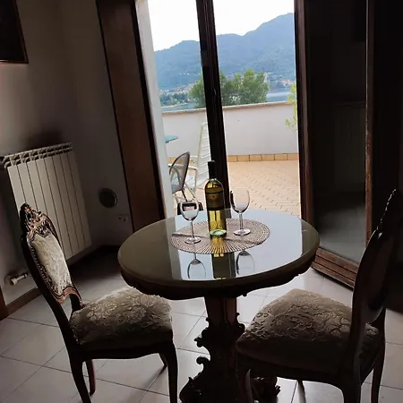 Terrazzo Sul Lejlighed Lecco