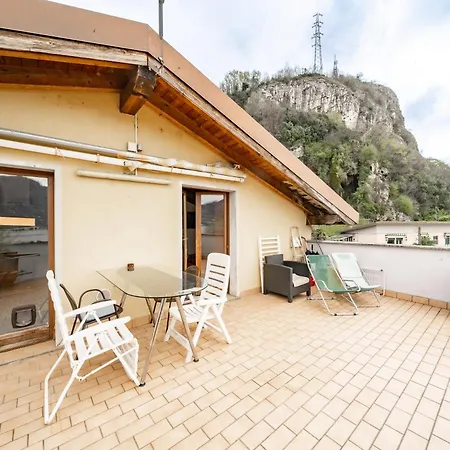 Terrazzo Sul Lejlighed Lecco